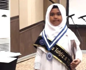 Di Antara Peserta Wisuda Tahfidh, Anak Ini Bikin Kejutan