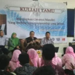 UMSurabaya Pupuk Jiwa Kewirausahaan Mahasiswa Baru