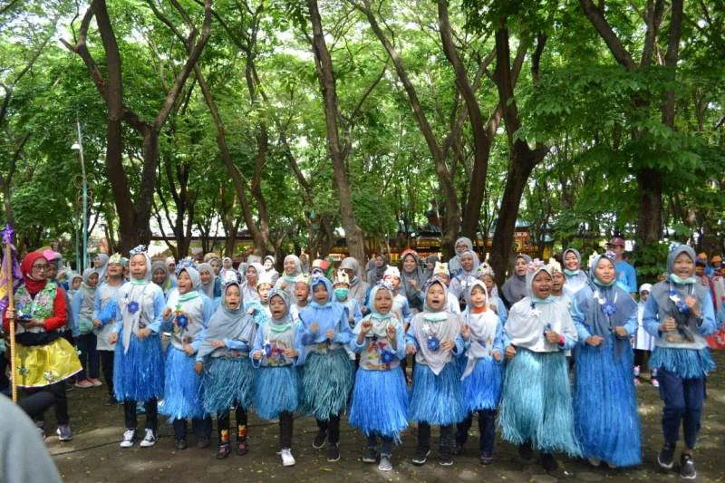 Siswa, Guru, dan Orangtua Kompak Berkreasi di Family Gathering