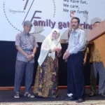 Famgath Smamda Guyub di Yogya Meski Ada yang Ketlisipan Bus di Jalan