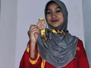 Fatimah Az-Zahrah Raih Juara pada Kejurda TS Lamongan