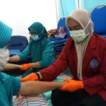 Fikes Umsida Latih Akupresur Produksi ASI