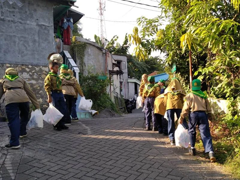 Clean Friday, Acara Asyik di Hari Jumat