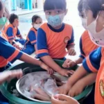 Bikin Es Puter dan Belajar Perubahan Bentuk di Berlian School