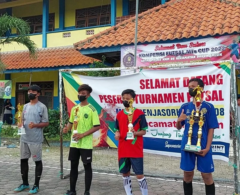 Serunya Kompetisi Futsal MTs Cup 2022 di MTsM 10 Mojopetung