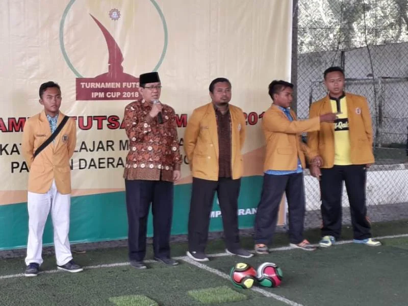 Kartu Kuning dan Merah Warnai Kerasnya Pertandingan Futsal IPM Cup