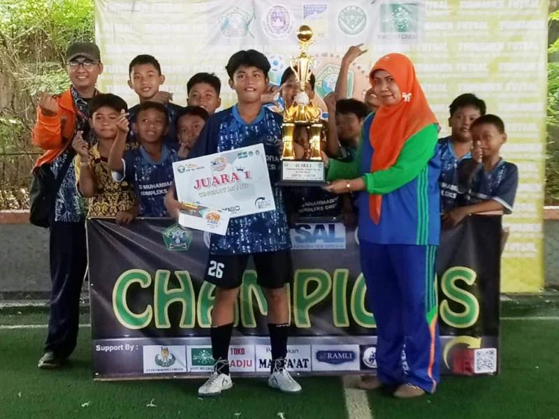 Tiga Gelar Juara Diraih SD Mugres di Turnamen Ini