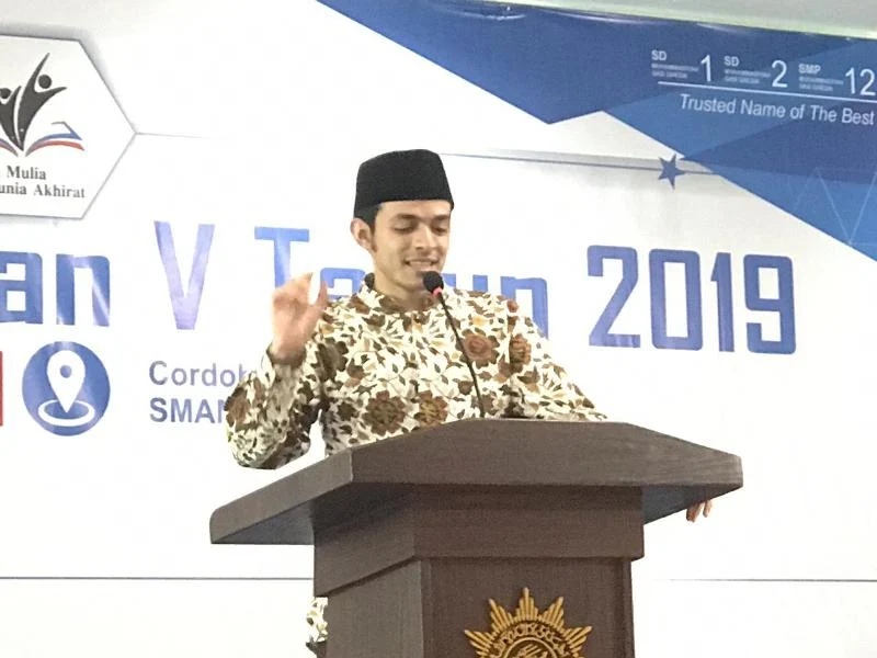 Pengalaman Hidup Mengubah Cita-Cita Dokter Kreatif Ini