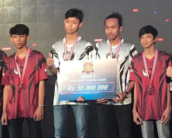 Hobi Main Game Bisa Berbuah Prestasi Juga