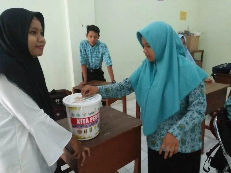 Guru dan Siswa Bergerak Galang Dana untuk Gempa Palu