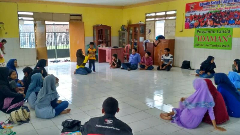 IPM Surabaya Bantu Pendidikan Anak Putus Sekolah melalui Gerakan Pelajar Mengajar