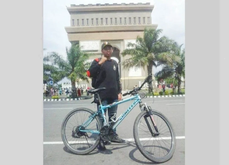 Jadi Penggembira Muktamar, Gowes dari Kediri ke Solo