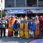 Sambut Kedatangan Guru Jepang dengan Tarian Banjar Kemuning