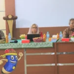 Guru Muhammadiyah Sidoarjo Menulis Buku Bahasa Inggris