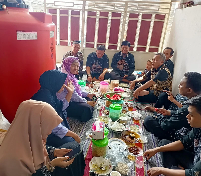 Pulang Umrah, Guru Smamsi Bagi Cerita Ini