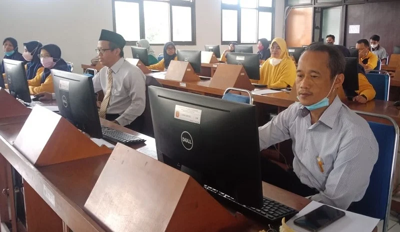 Guru Spemdalas Mengikuti Uji Survei Lingkungan Belajar