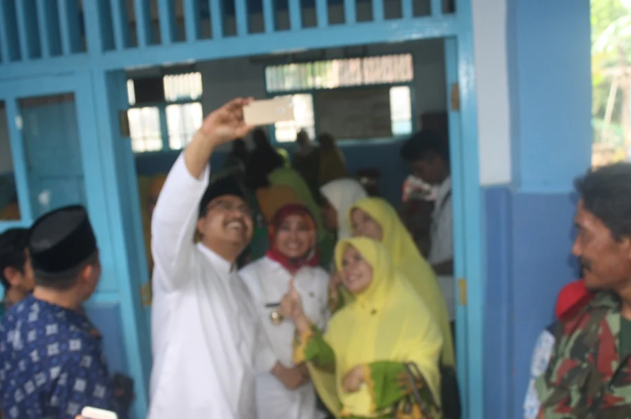 Gus Ipul Mendadak Jadi MC Tabligh Akbar Muhammadiyah