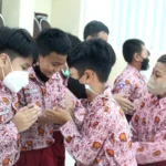 Pantun Buah Melon di SD Muhlas