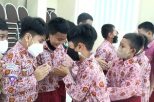 Pantun Buah Melon di SD Muhlas