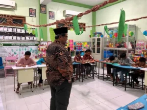 Malam Abata Bicara tentang Akhlak di Almadany
