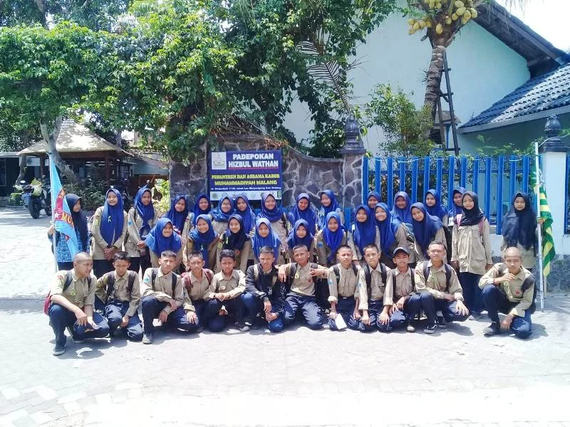 Diklat Kepemimpinan HW Melatih Kader Tahan Banting Berorganisasi