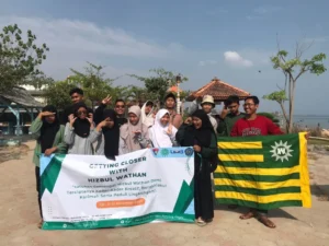 Keseruan Malam Keakraban HW UMG di Pantai Delegan