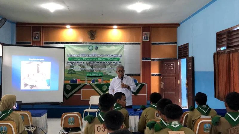 Kejutan Anggota DPR untuk HW Al-Mizan