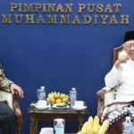 Kenangan Haedar Nashir Bersama Gus Sholah, Ini Ceritanya