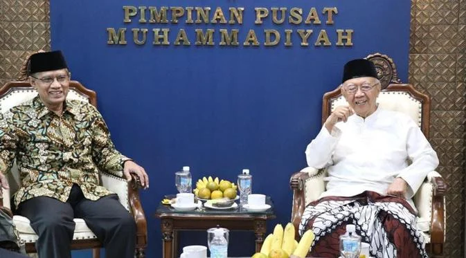 Kenangan Haedar Nashir Bersama Gus Sholah, Ini Ceritanya