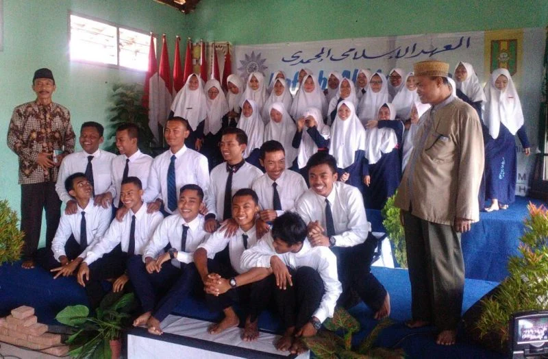 Tiga Tantangan Pesantren dalam Transformasi Budaya Kekinian