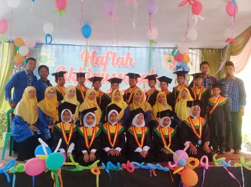 Pendidikan Anak Zaman Sekarang Ibarat Buah Jatuh Jauh dari Pohonnya