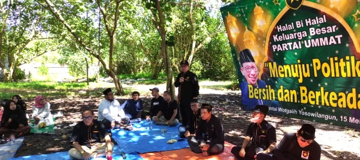 Begini Halalbihalal Mbontot ala Partai Ummat Lumajang