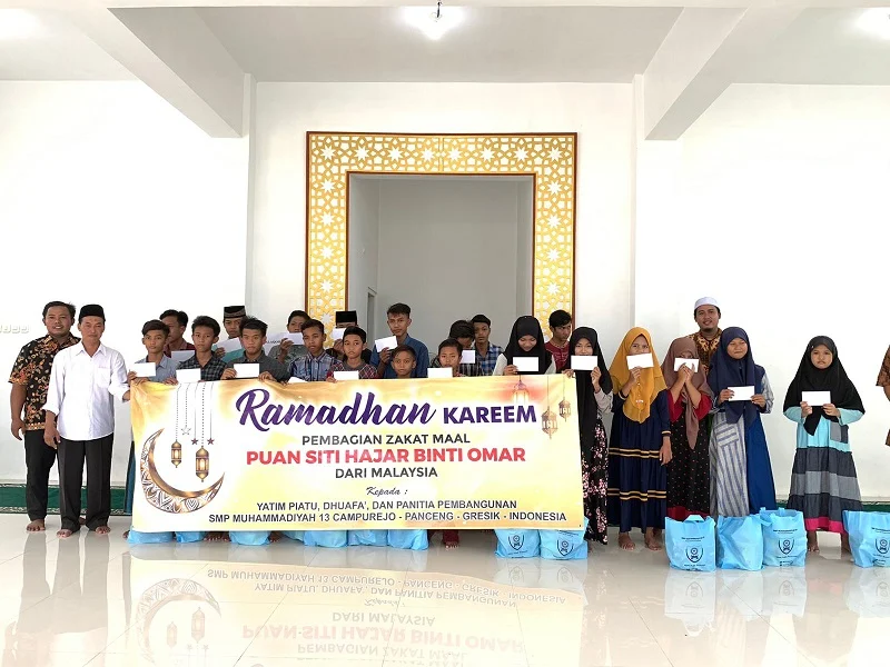 Hamas School Bagikan 60 Bingkisan Ramadhan