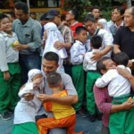 Hari Ayah di SD Muda Ceria, 7 Tahun Terpisah Bertemu di Sekolah