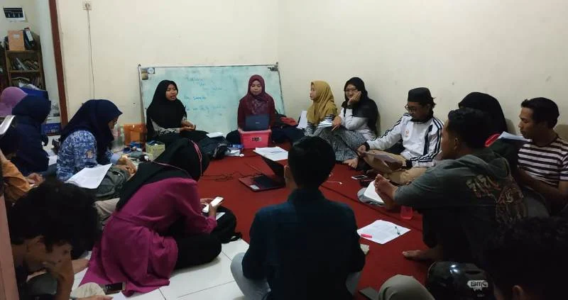 Hari Ibu Semestinya Tak Sekadar Memberi Hadiah ke Ibu