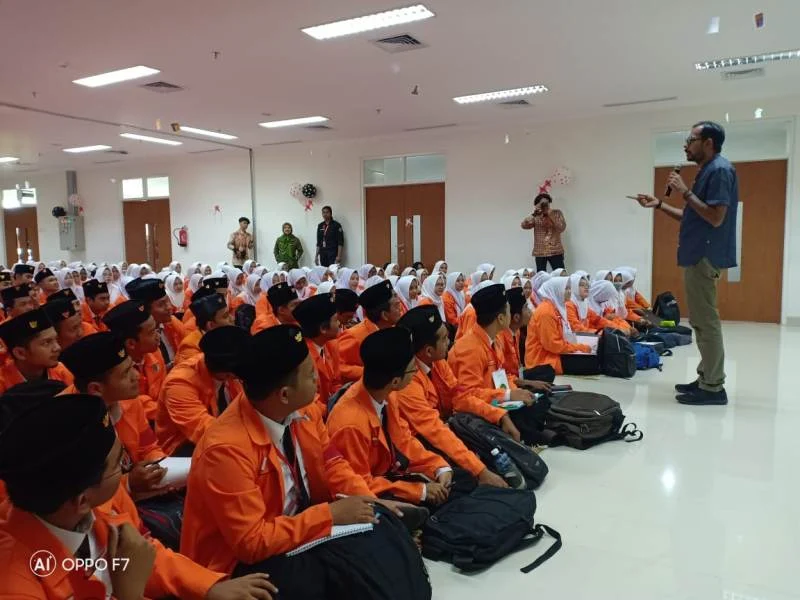 Mantan Koordinator Kontras Datangi Universitas Ahmad Dahlan, Ini yang Dia Sampaikan