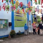 Dengan Sampah Plastik, Sekolah Ini Jadi Warna-Warni Meriah