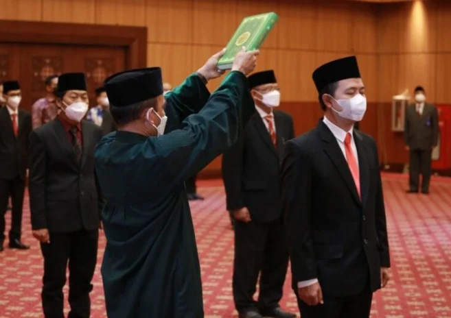 Pesan Haedar Nashir untuk Dirjen Haji