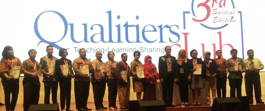 UMG Terima Penghargaan HOQI atas Komitmennya Meningkatkan Kualitas Kampus