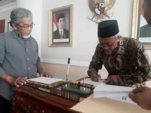 PWM Tanda Tangani MoU Kelola Hutan Desa 150 Ha