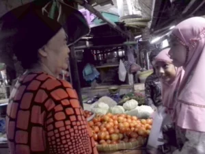 Tanamkan Karakter, Siswa Diajak Belajar di Pasar