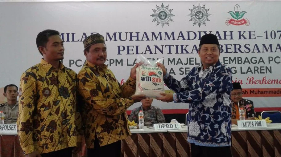 Beras ‘Win Sun’ dan Rumus 5K di Milad Muhammadiyah Laren