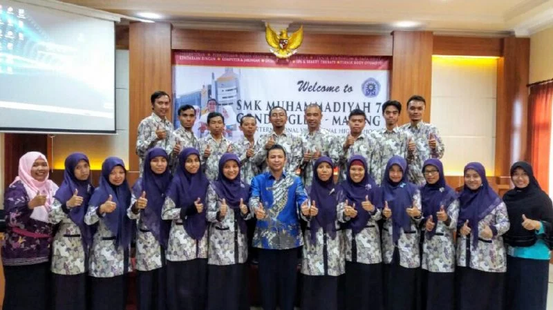 SD dan MA pun Berguru ke SMK MUTU Gondanglegi