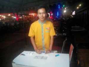 Temukan STNK Tak Berharap Imbalan, Kisah Juru Parkir Sengkaling Kuliner