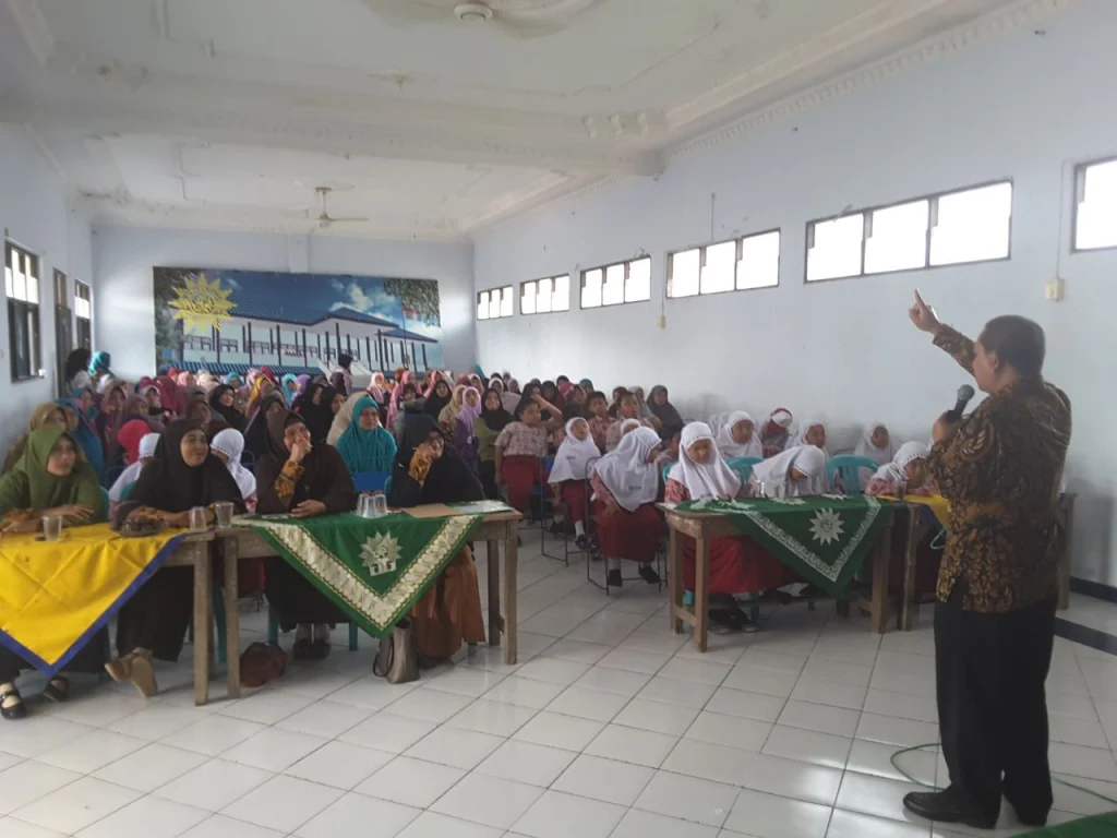 Sekolah Hebat itu yang Punya Deferensiasi