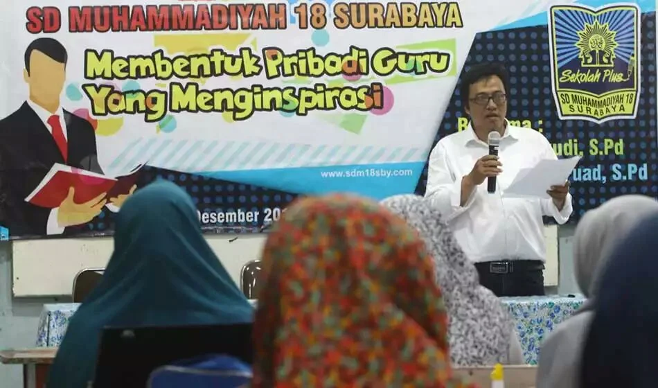 Guru Kreatif Harus Juga Trampil Menulis