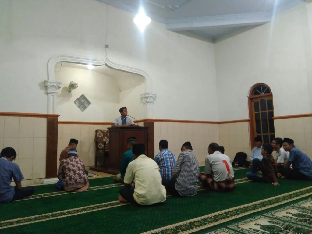 Gerakkan Pelajar Tulungagung Shalat Subuh Berjamaah