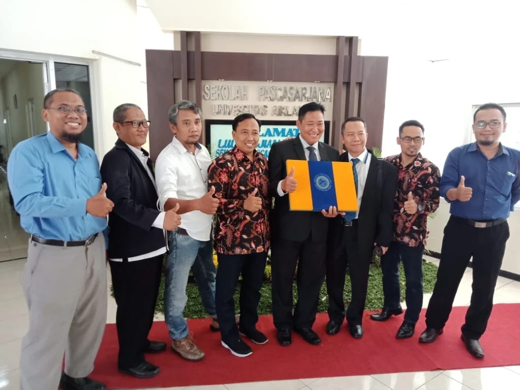 Bedah Spiritualisme Ihsani, Ketua Tabligh Muhammadiyah Jatim Resmi Bergelar Doktor