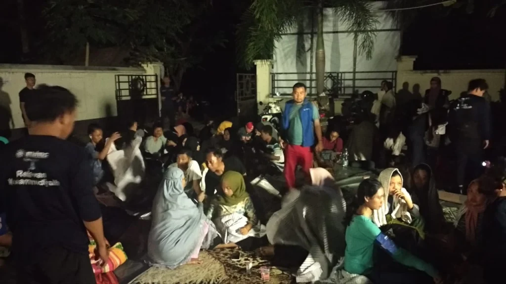 40 Menit, Lombok Gempa Tiga Kali: Listrik Padam, Relawan pun Semburat