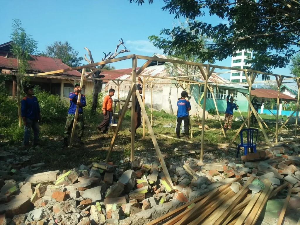 Muhammadiyah Dirikan Sekolah Darurat Pertama di Palu